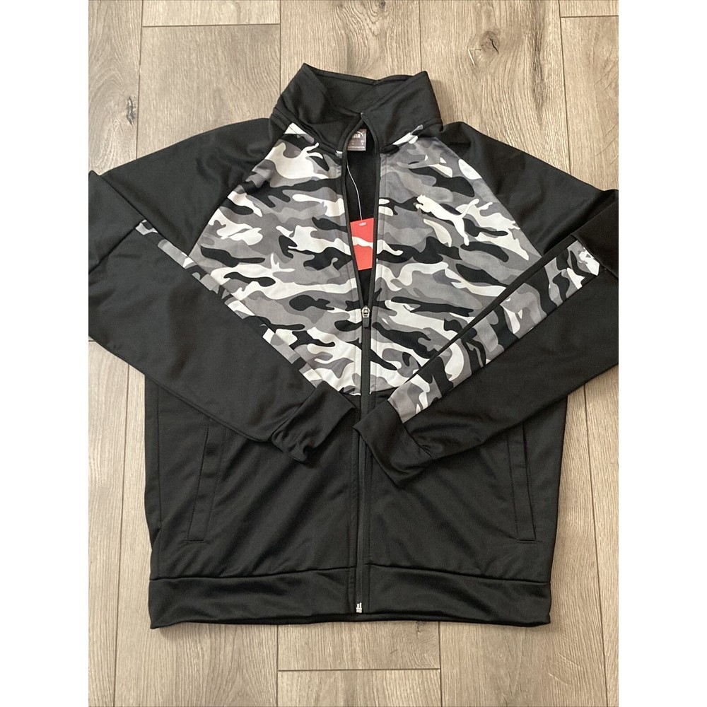 Puma Zip up Jackey Gray Camo Full zip mens size Medium NWT